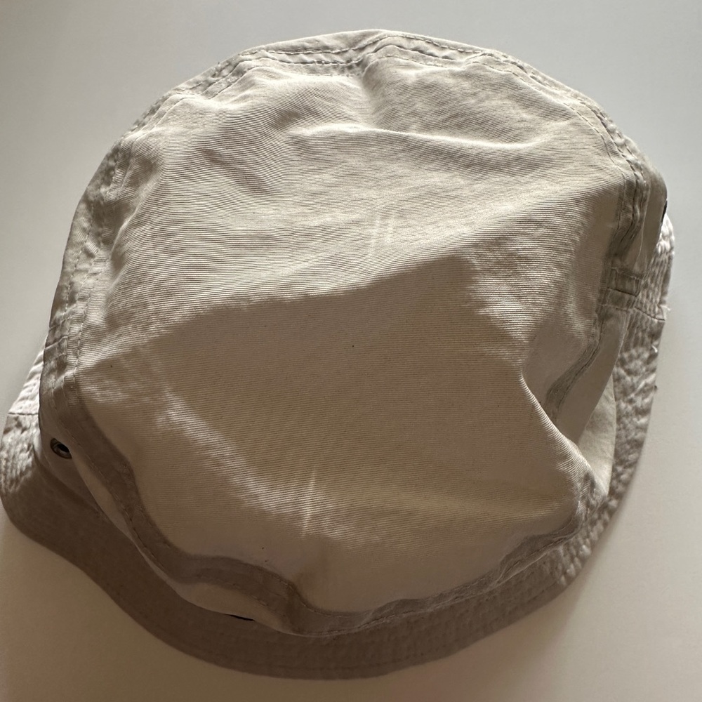 Script Taslan Bucket Hat Westside - Picture 5 of 7